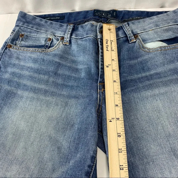 Lucky Brand Women's 10/30 Sweet Jean Crop Jeans Medium Wash - Picture 3 of 9